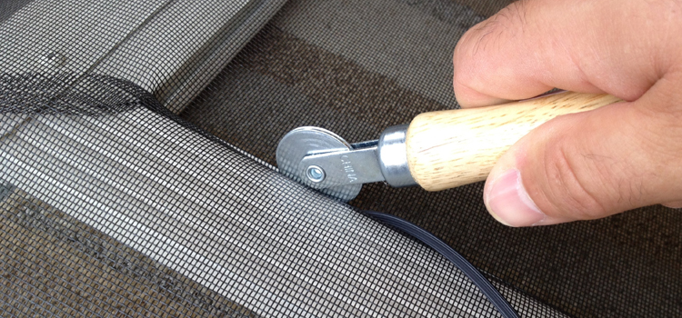 metal screen door repair in Seal Beach